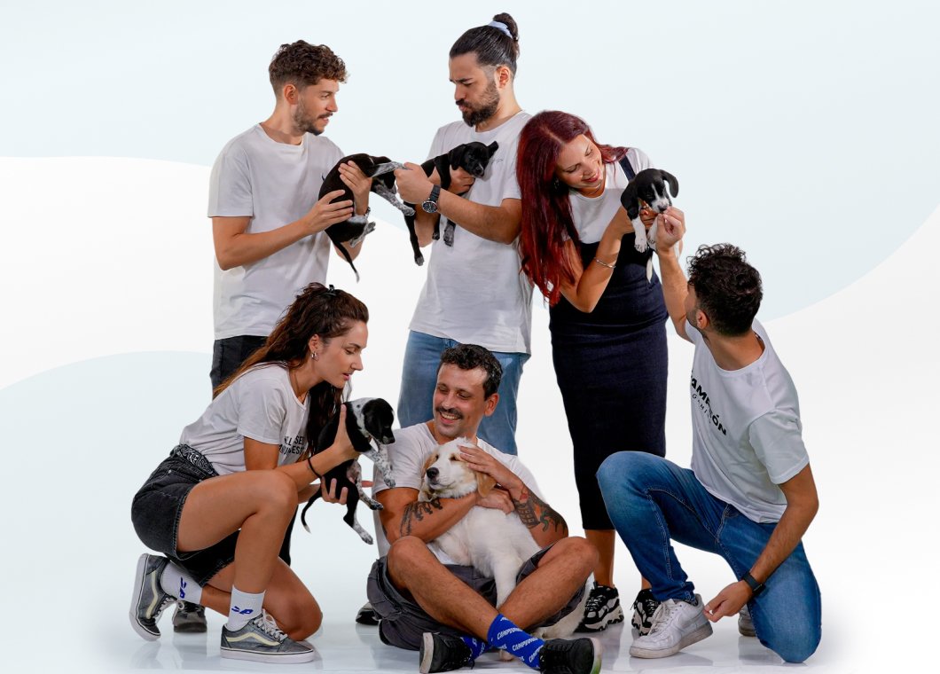 Paws And Bonds Lifestyle Team With Pets